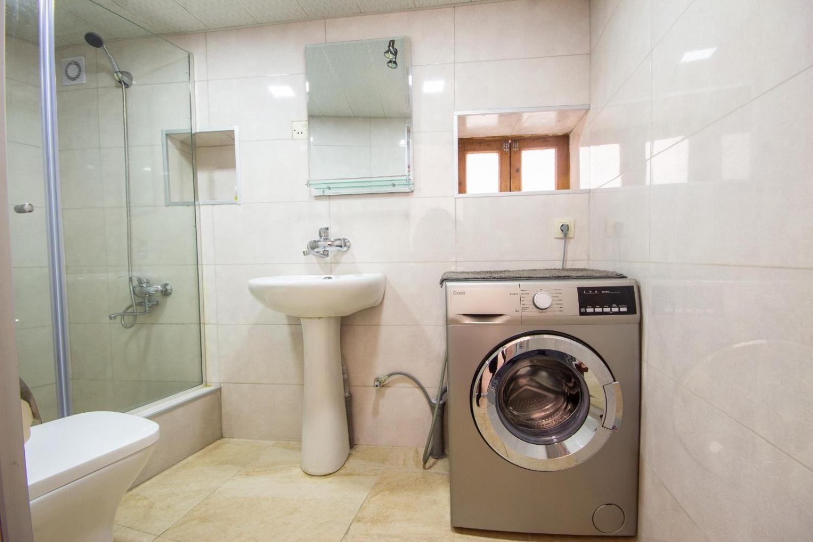 Center Apartment 3 Rooms Тбилиси Екстериор снимка